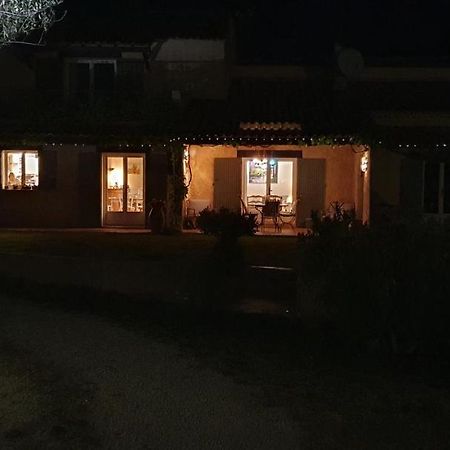Le Mas Des Oliviers Puget-Ville Εξωτερικό φωτογραφία